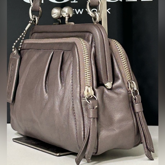 COACH Parker Smooth Leather Kiss Lock Shoulder Bag in Gray - Picture 2 of 9